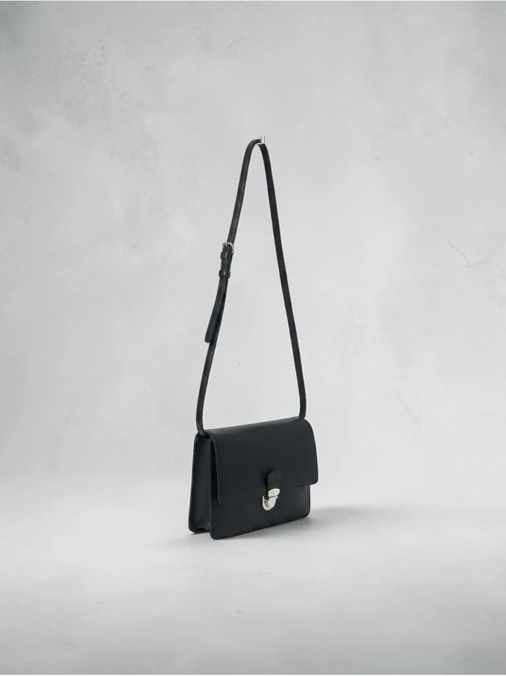 Patricia Nash Lanza Black Leather Crossbody Organizer Bag Silver Hardware